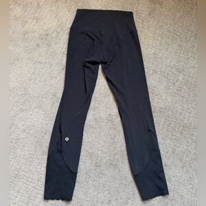 Lululemon leggings, scallop hem Size 4